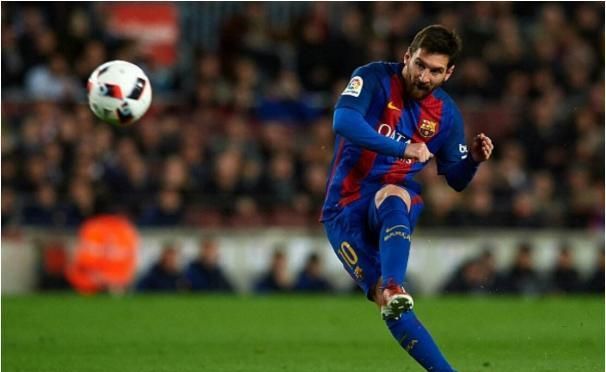 叠纸3D换装游戏《闪耀暖暖》更新：升级Unity定制引擎