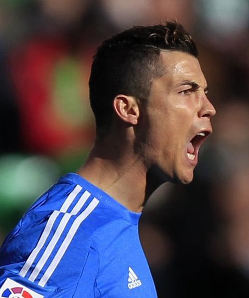 上海大胜广厦！李弘权+三外齐爆，王哲林稳输出，张镇麟喜忧参半